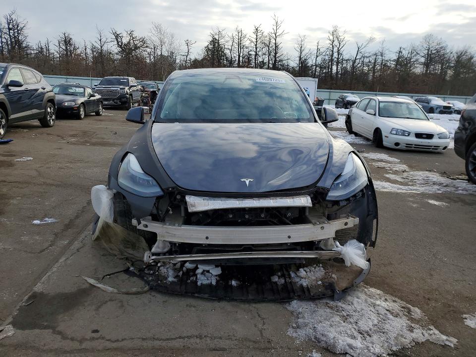 2023 Tesla Model Y მანქანა იყიდება აუქციონზე, vin: 7SAYGDEE3PF850620, აუქციონის ნომერი: 74620725
