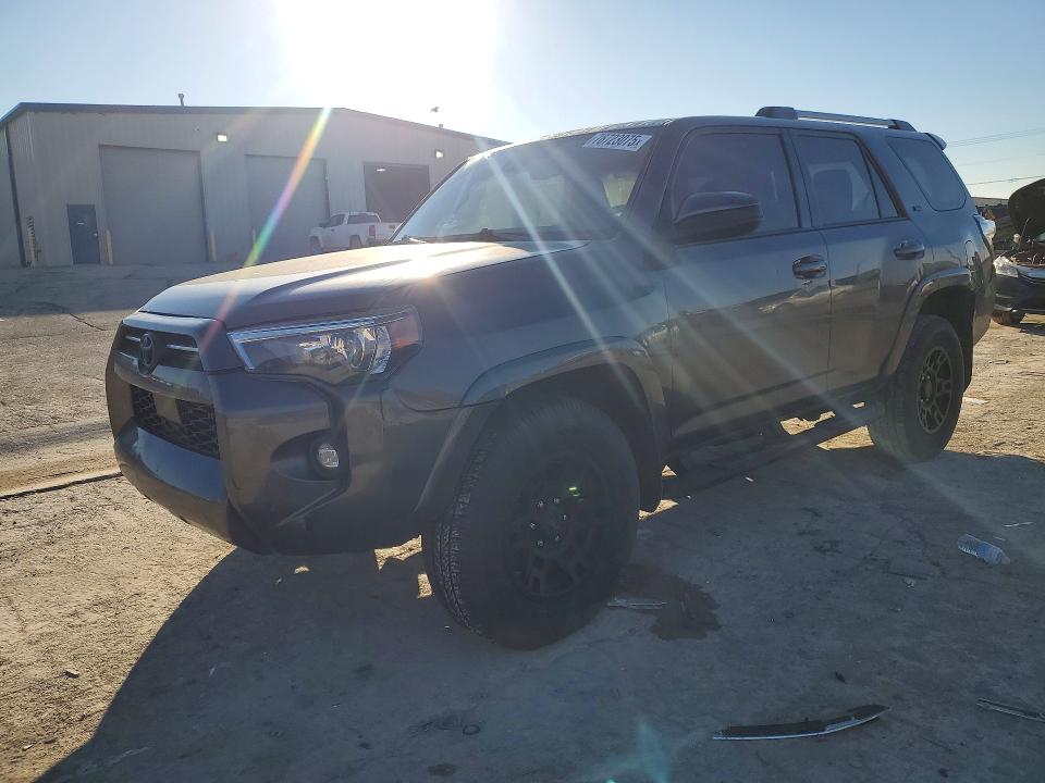 76723075 :رقم المزاد ، JTEMU5JR8M5909401 vin ، 2021 Toyota 4runner مزاد بيع