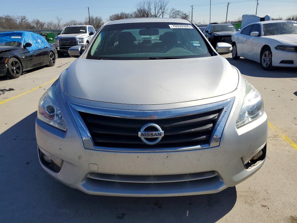 Продажа на аукционе авто 2015 Nissan Altima, vin: 1N4AL3AP4FN358891, номер лота: 76939305