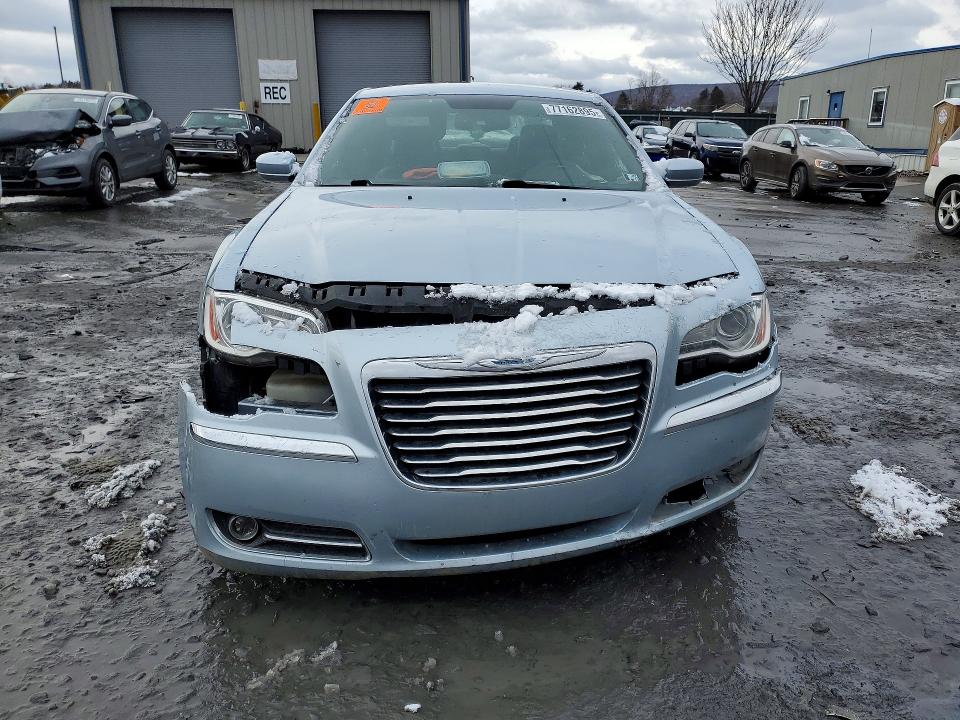 Продажа на аукционе авто 2013 Chrysler 300, vin: 2C3CCARG8DH592098, номер лота: 77162895