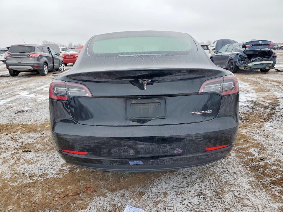 75227035 :رقم المزاد ، 5YJ3E1EB4KF408424 vin ، 2019 Tesla Model 3 مزاد بيع