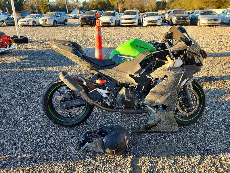 2020 Kawasaki Ex400 მანქანა იყიდება აუქციონზე, vin: JKAEXKG13LDA65169, აუქციონის ნომერი: 55648866