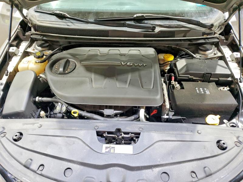 78092695 :رقم المزاد ، 1C3CCCDG2FN678391 vin ، 2015 Chrysler 200 مزاد بيع