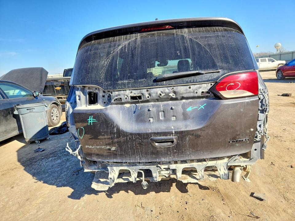 2019 Chrysler Pacifica მანქანა იყიდება აუქციონზე, vin: 2C4RC1GG6KR577230, აუქციონის ნომერი: 75774135