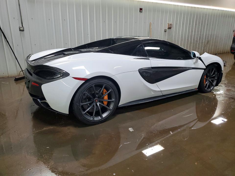 Продажа на аукционе авто 2018 Mclaren Automotive 570s, vin: SBM13FAA0JW005419, номер лота: 76534155