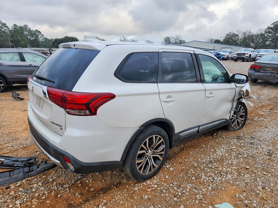Продаж на аукціоні авто 2017 Mitsubishi Outlander, vin: JA4AD3A33HZ029092, номер лоту: 77077625