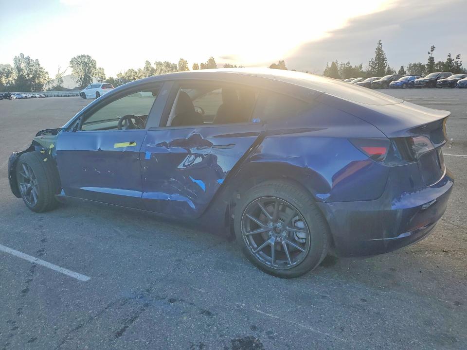 2023 Tesla Model 3 მანქანა იყიდება აუქციონზე, vin: 5YJ3E1EB8PF594556, აუქციონის ნომერი: 75857665