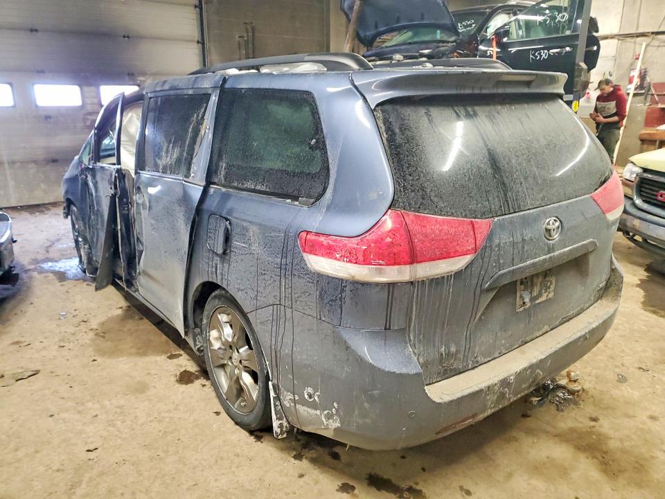 Продажа на аукционе авто 2013 Toyota Sienna, vin: 5TDYK3DC7DS341420, номер лота: 73839885