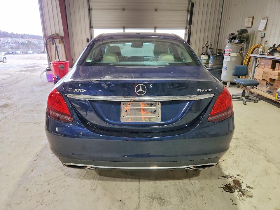 78859785 :رقم المزاد ، W1KWF8EB8MR646492 vin ، 2021 Mercedes-benz C مزاد بيع