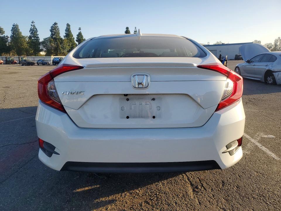 2017 Honda Civic მანქანა იყიდება აუქციონზე, vin: 2HGFC1F38HH650308, აუქციონის ნომერი: 75006765