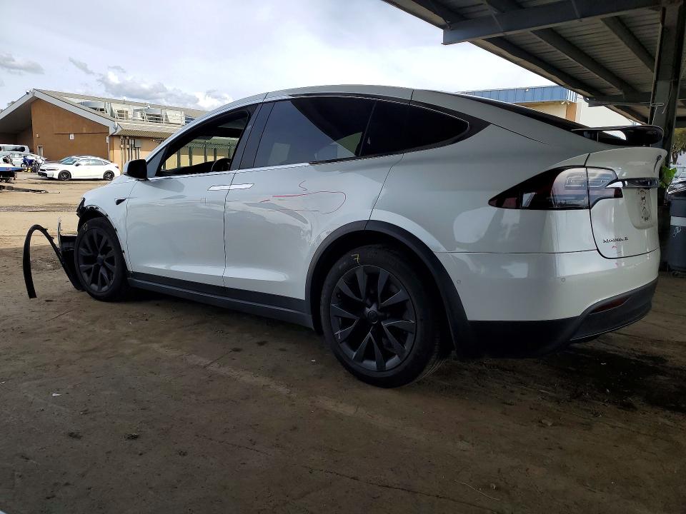 76953965 :رقم المزاد ، 5YJXCAE23JF103793 vin ، 2018 Tesla Model X مزاد بيع