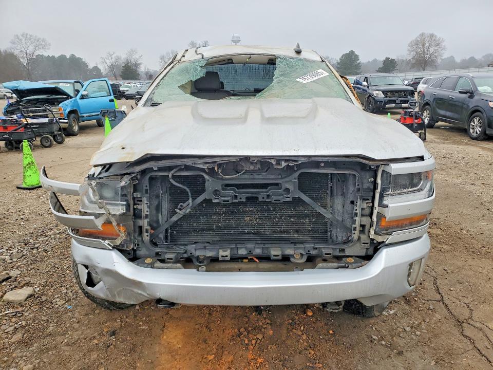 2016 Chevrolet Silverado მანქანა იყიდება აუქციონზე, vin: 3GCUKREC7GG153029, აუქციონის ნომერი: 76739085