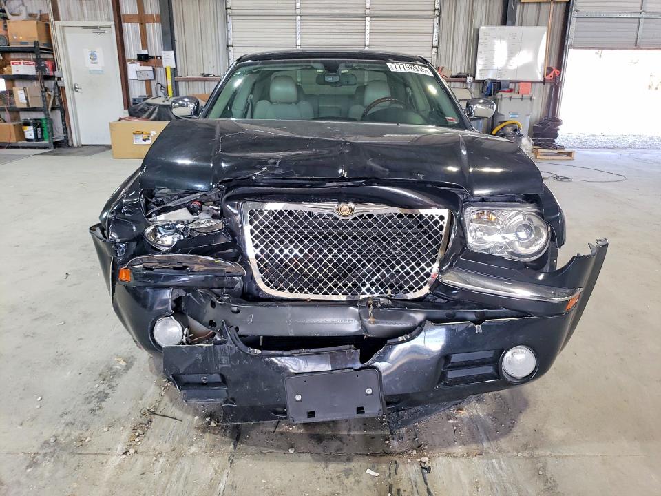 Продажа на аукционе авто 2007 Chrysler 300c, vin: 2C3KA63H27H897276, номер лота: 77798945