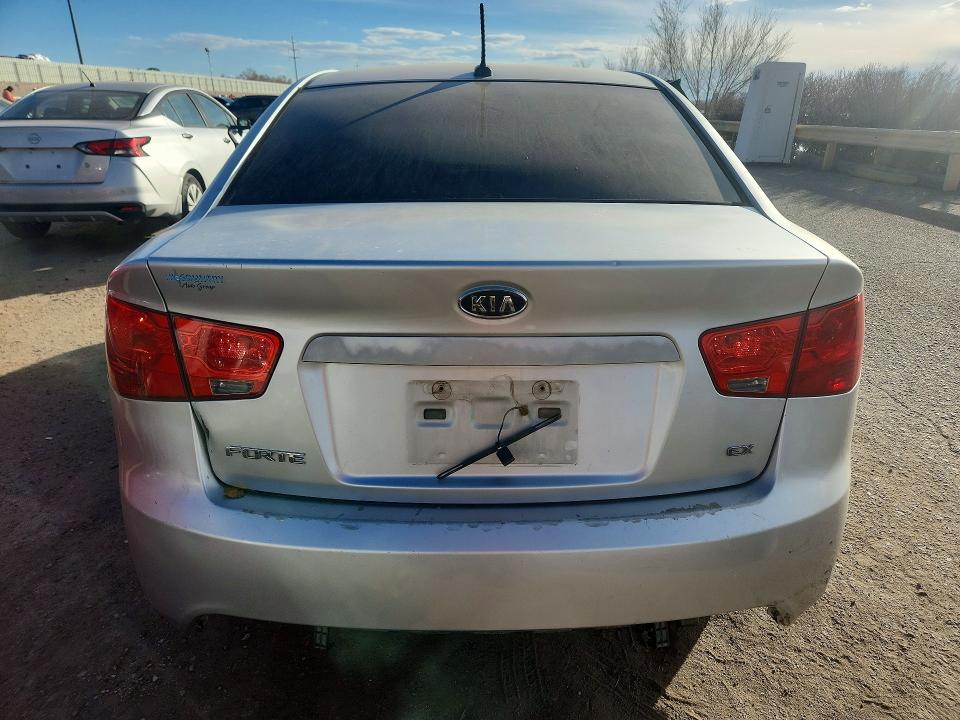Продаж на аукціоні авто 2013 Kia Forte, vin: KNAFU4A2XD5695499, номер лоту: 76402365