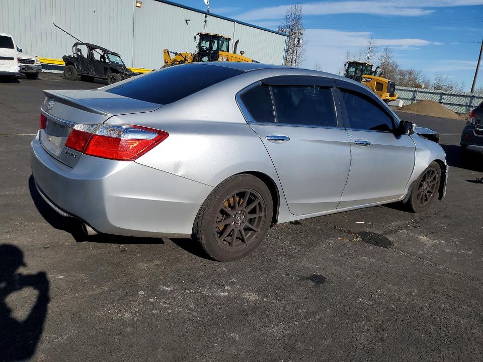 76460345 :رقم المزاد ، 1HGCR2F52DA172095 vin ، 2013 Honda Accord مزاد بيع