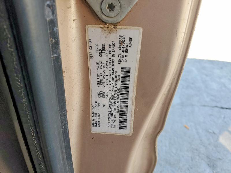 1999 Toyota Tacoma მანქანა იყიდება აუქციონზე, vin: 4TAWM72N3XZ486160, აუქციონის ნომერი: 76460165