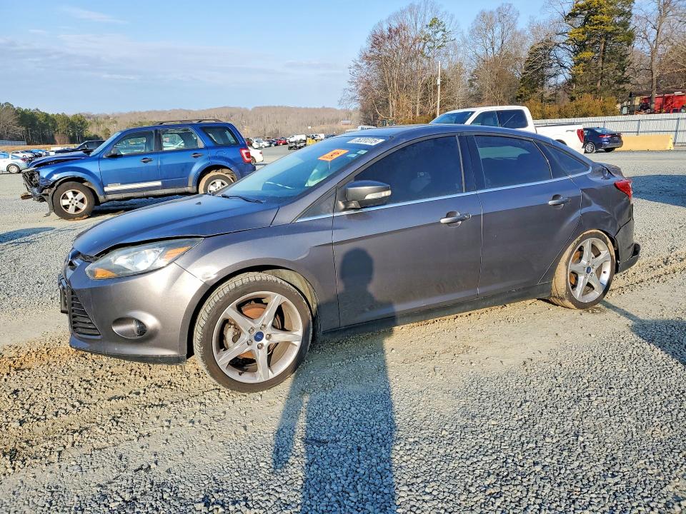 76231315 :رقم المزاد ، 1FAHP3J29CL443398 vin ، 2012 Ford Focus مزاد بيع