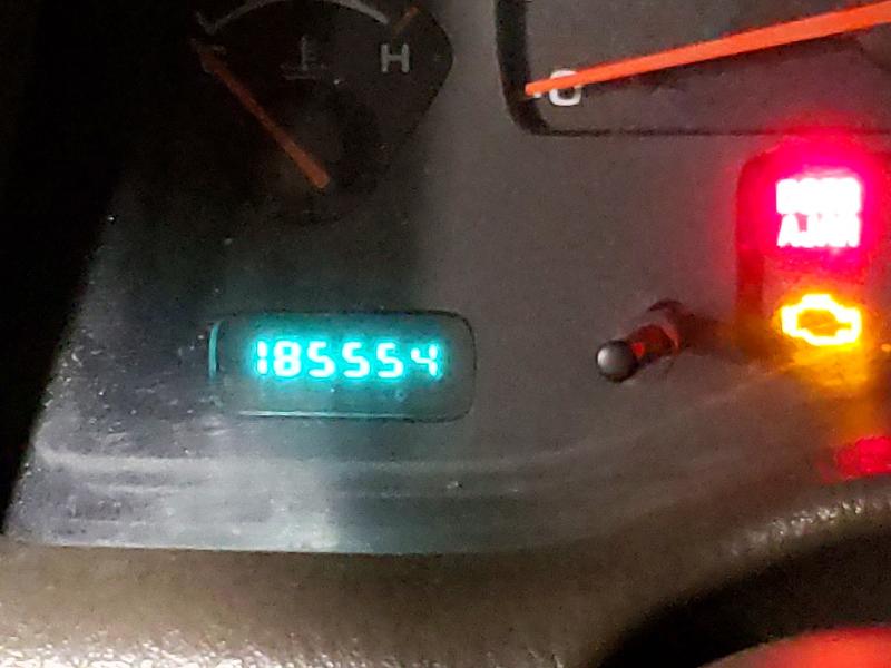 77962135 :رقم المزاد ، 1B4HS58N22F200580 vin ، 2002 Dodge Durango مزاد بيع