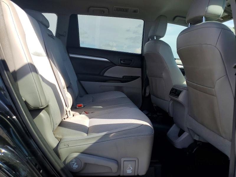 Продажа на аукционе авто 2015 Toyota Highlander, vin: 5TDZKRFH2FS103493, номер лота: 79362355