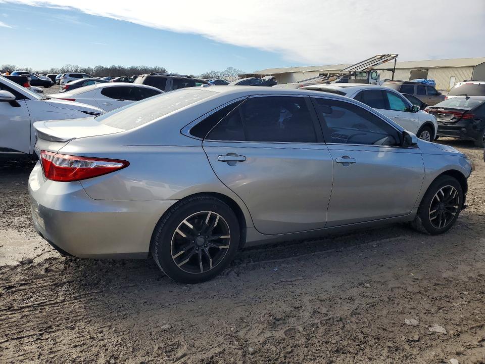 Продаж на аукціоні авто 2017 Toyota Camry, vin: 4T1BF1FK3HU660250, номер лоту: 75975425