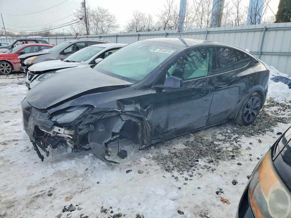 Продаж на аукціоні авто 2023 Tesla Model Y, vin: 7SAYGDEEXPF947295, номер лоту: 76163245