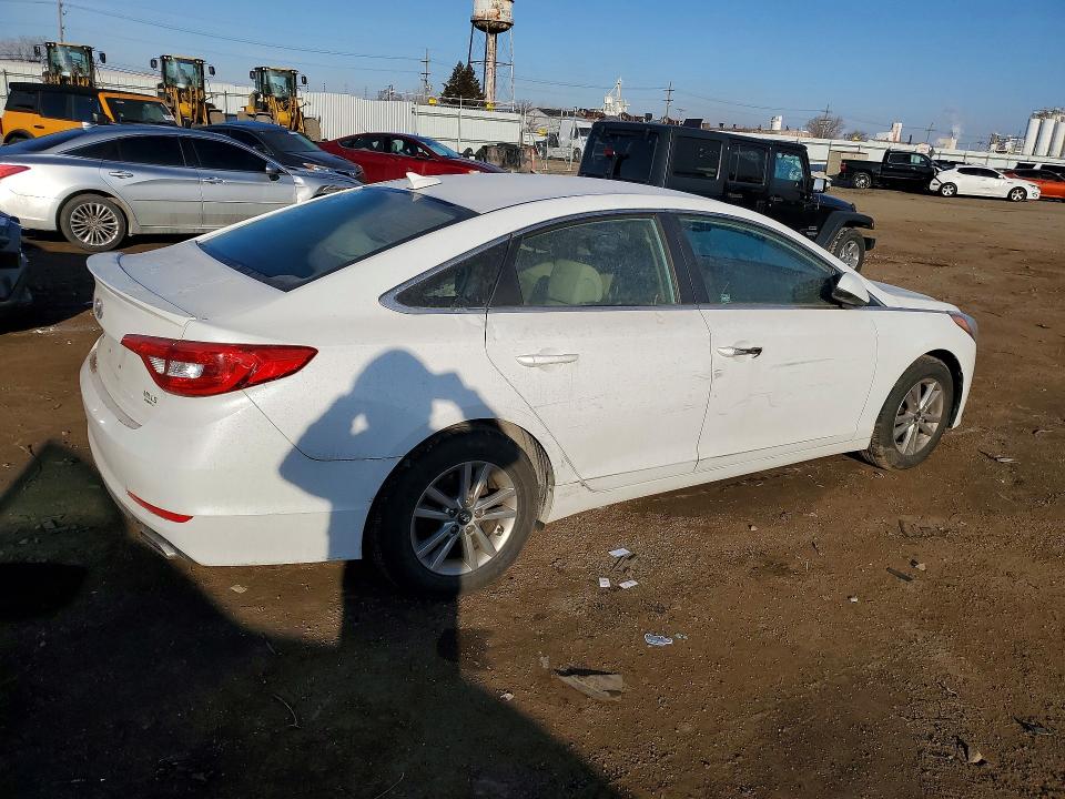 2015 Hyundai Sonata მანქანა იყიდება აუქციონზე, vin: 5NPE24AF7FH235677, აუქციონის ნომერი: 78444205