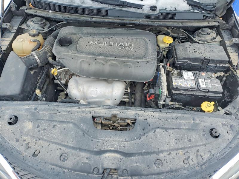 73674785 :رقم المزاد ، 1C3CCCAB5FN510561 vin ، 2015 Chrysler 200 مزاد بيع