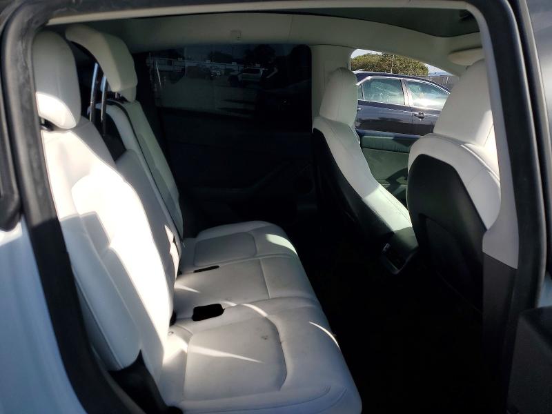 75751115 :رقم المزاد ، 7SAYGAEE6RF063131 vin ، 2024 Tesla Model Y مزاد بيع