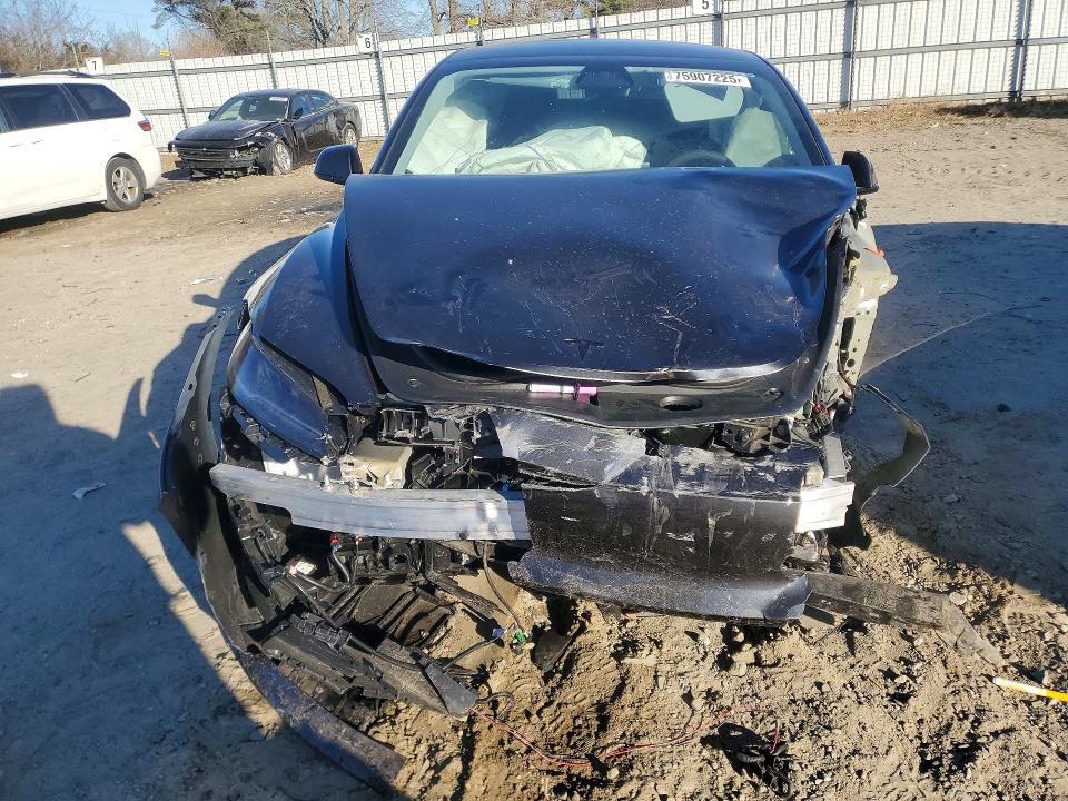 75907225 :رقم المزاد ، 5YJ3E1EA3SF123091 vin ، 2025 Tesla Model 3 مزاد بيع