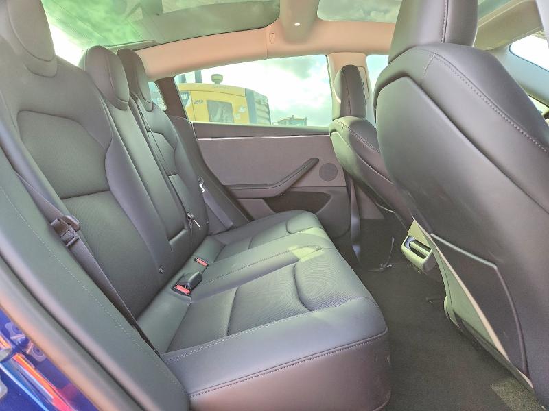 Продажа на аукционе авто 2025 Tesla Model 3, vin: 5YJ3E1EA4SF923561, номер лота: 76861295
