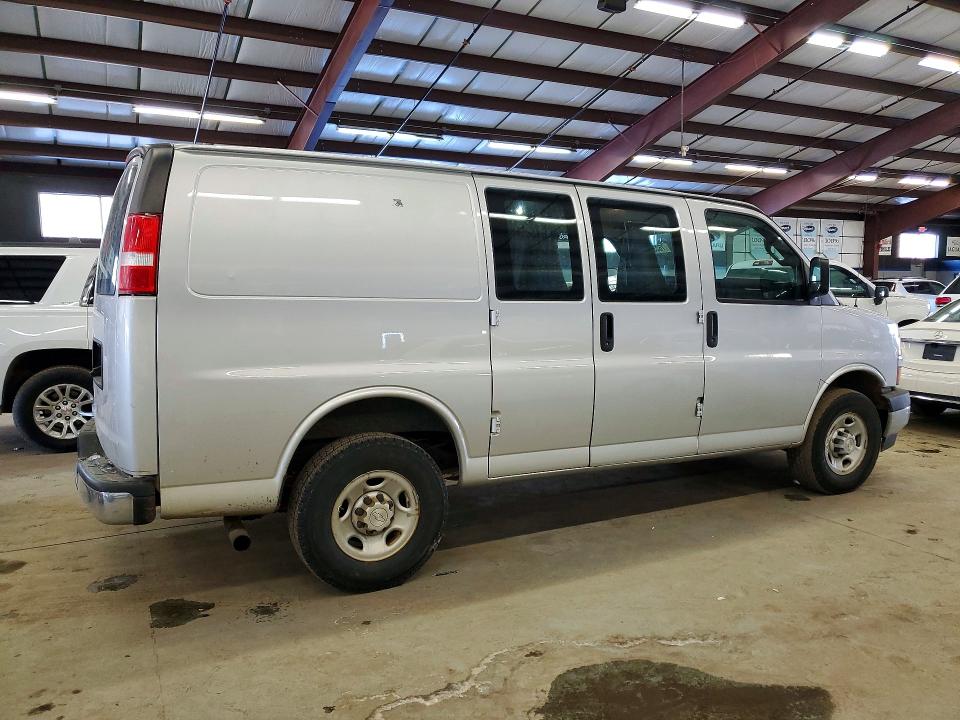 76330835 :رقم المزاد ، 1GCWGAFG8K1279937 vin ، 2019 Chevrolet Express G2 مزاد بيع