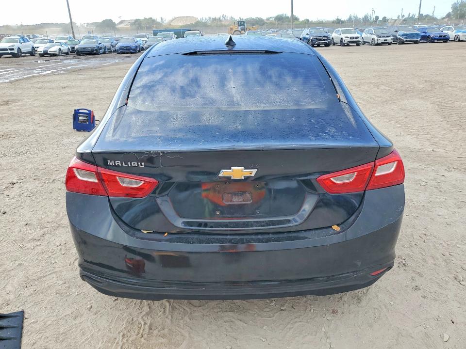 Продажа на аукционе авто 2017 Chevrolet Malibu, vin: 1G1ZB5ST9HF104834, номер лота: 77986345