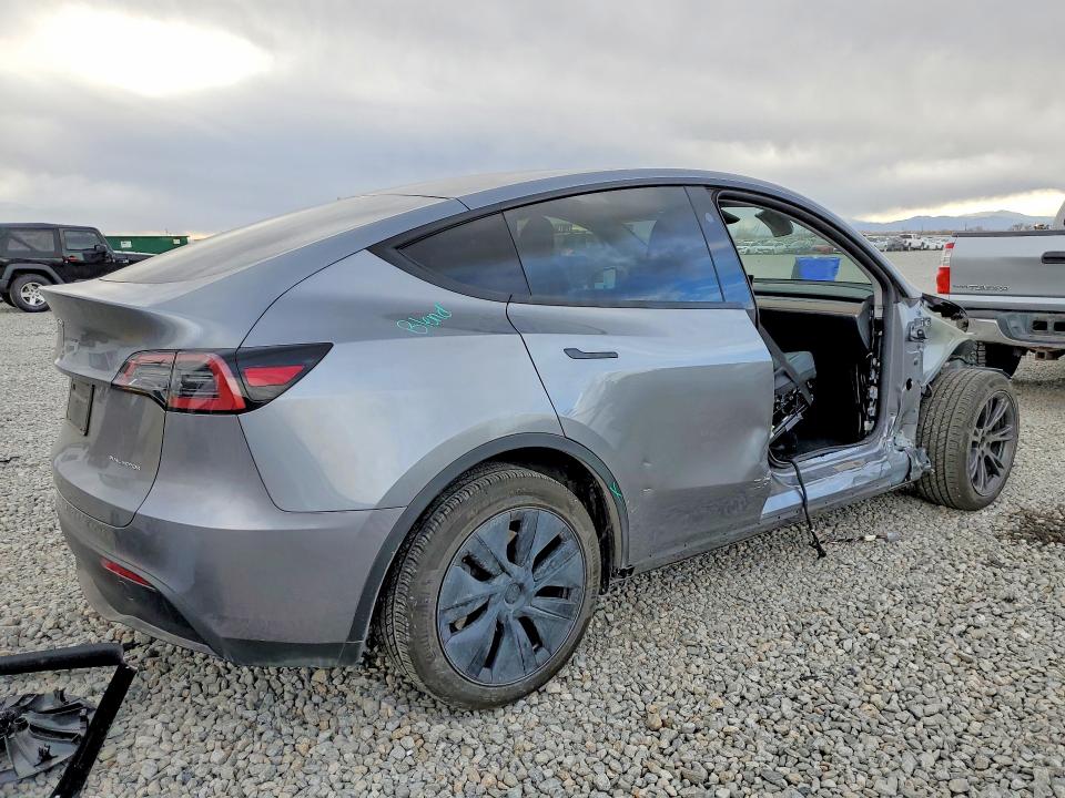 Продаж на аукціоні авто 2025 Tesla Model Y, vin: 7SAYGAEE4SF217602, номер лоту: 75375005