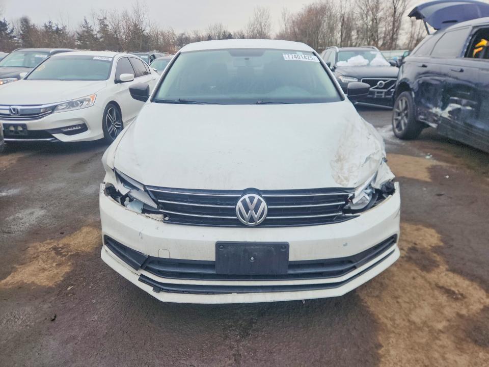 Продажа на аукционе авто 2015 Volkswagen Jetta, vin: 3VWD17AJXFM323232, номер лота: 77401425