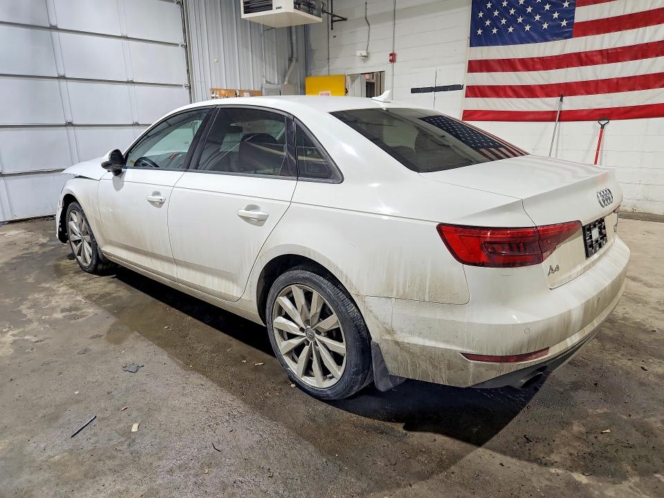 Продажа на аукционе авто 2017 Audi A4, vin: WAUANAF45HN001534, номер лота: 77897915