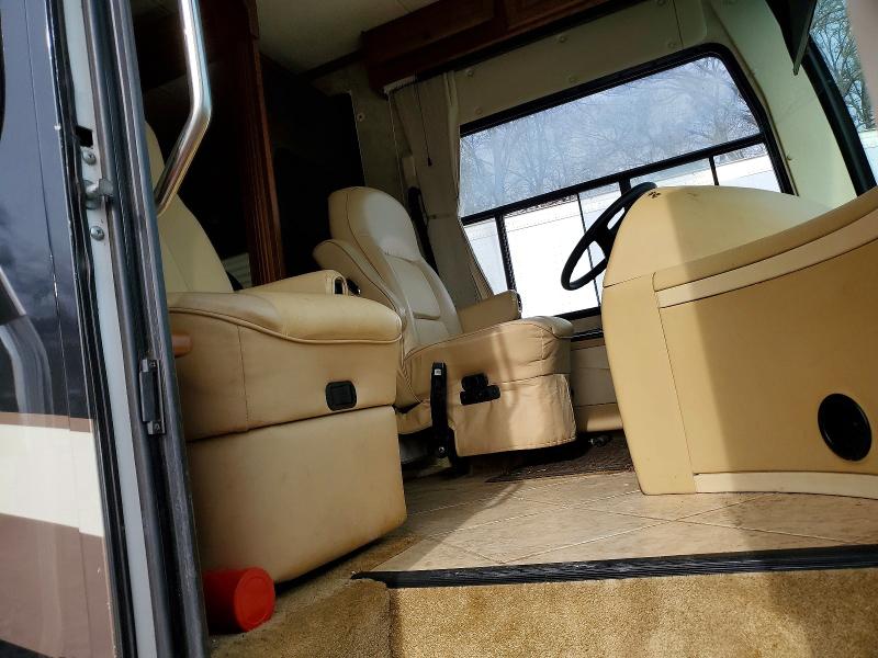 Продажа на аукционе авто 2007 Freigliner Trvl Home, vin: 4UZAB2DC17CZ20867, номер лота: 77562175