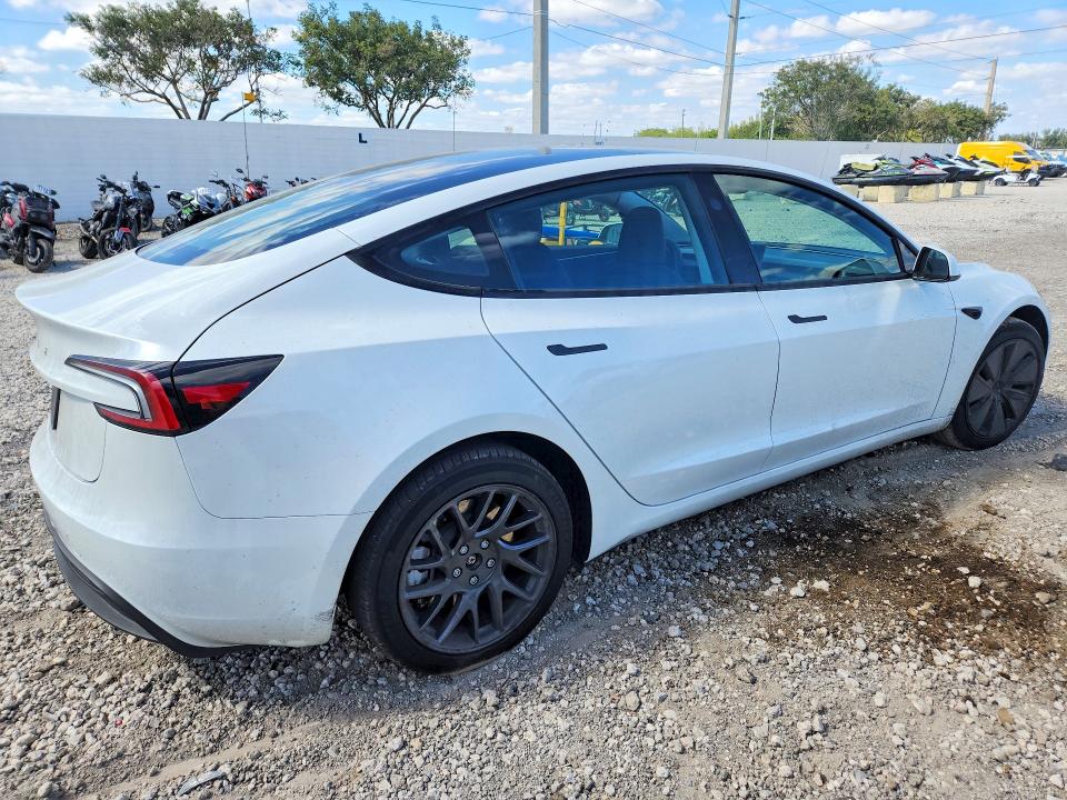 2025 Tesla Model 3 მანქანა იყიდება აუქციონზე, vin: 5YJ3E1EA0SF056675, აუქციონის ნომერი: 78382225