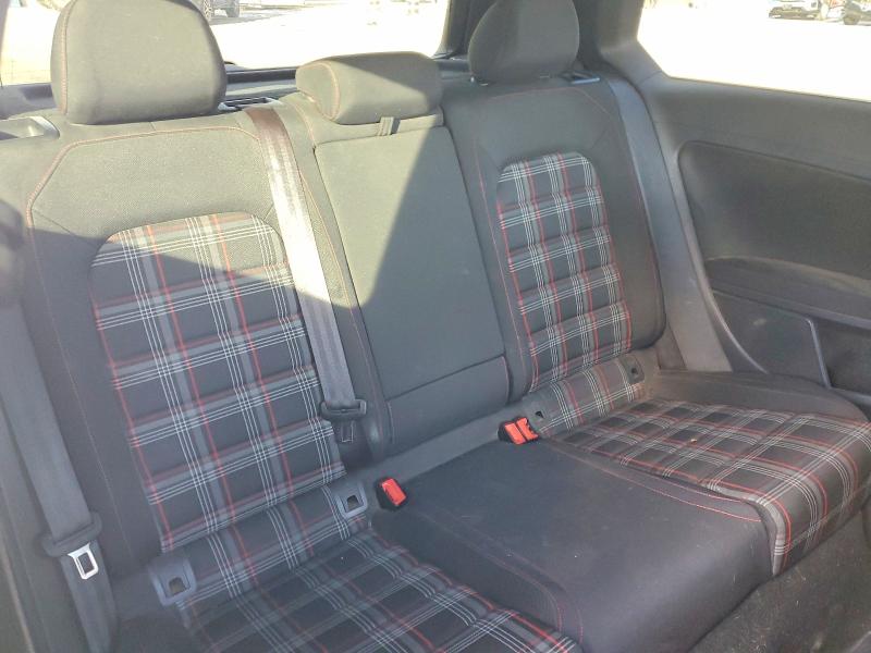 Продаж на аукціоні авто 2015 Volkswagen Gti, vin: 3VWYT7AU5FM038802, номер лоту: 76694505