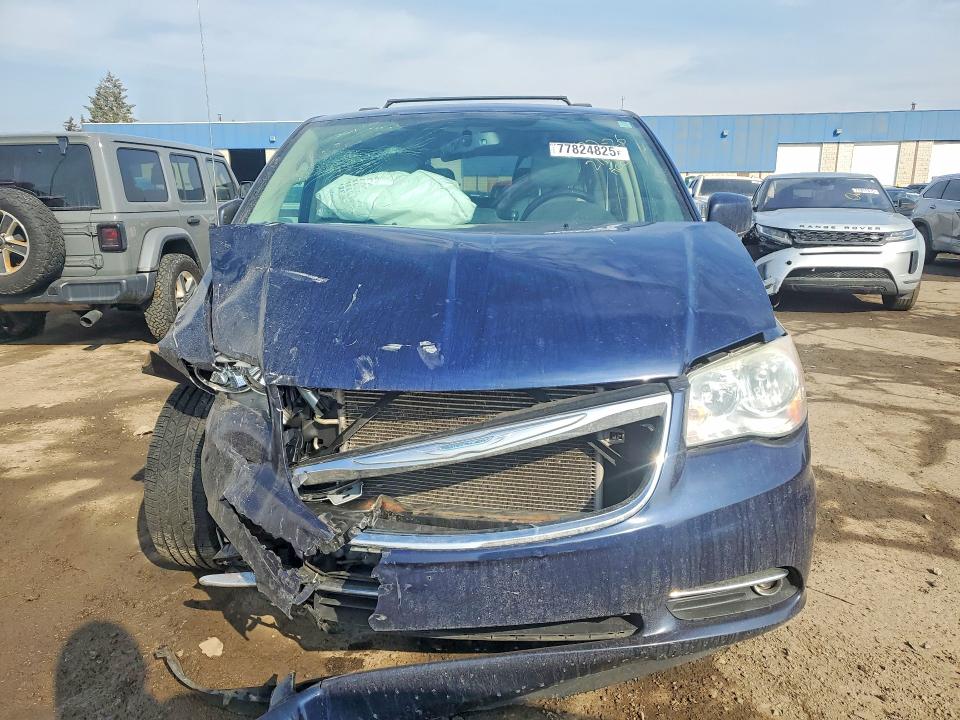 77824825 :رقم المزاد ، 2C4RC1BG8CR216638 vin ، 2012 Chrysler Town & Country مزاد بيع