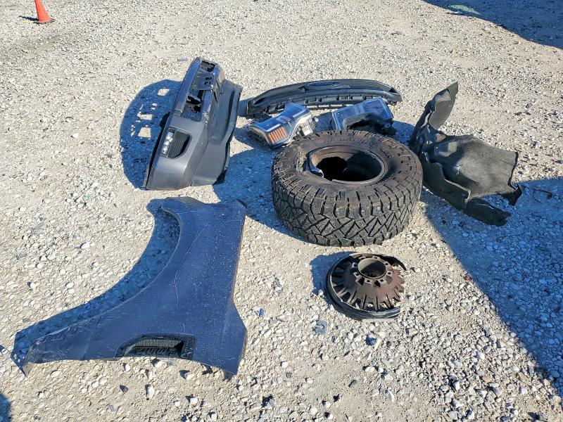 75591675 :رقم المزاد ، 1FT8W3BT1NEC46043 vin ، 2022 Ford F350 مزاد بيع