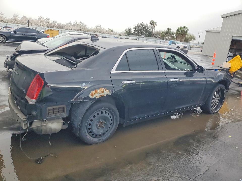2016 Chrysler 300c მანქანა იყიდება აუქციონზე, vin: 2C3CCAEG6GH282414, აუქციონის ნომერი: 77715735