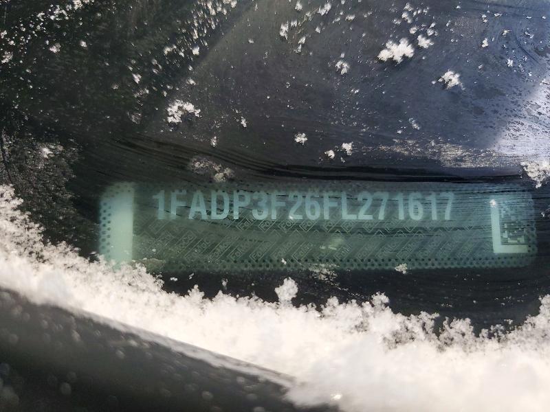 77426215 :رقم المزاد ، 1FADP3F26FL271617 vin ، 2015 Ford Focus Se مزاد بيع