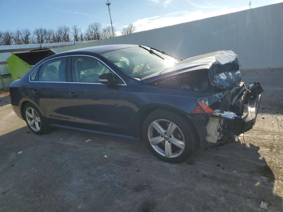 Продажа на аукционе авто 2012 Volkswagen Passat, vin: 1VWBP7A37CC009929, номер лота: 76991025