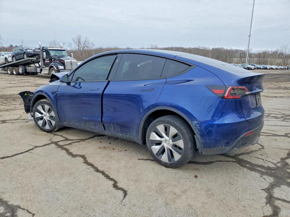 Продажа на аукционе авто 2023 Tesla Model Y, vin: 7SAYGDEE8PF878574, номер лота: 77714435