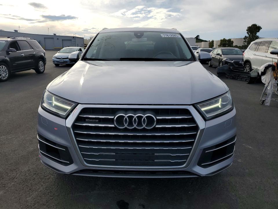 Продажа на аукционе авто 2017 Audi Q7, vin: WA1AAAF75HD004023, номер лота: 77812085