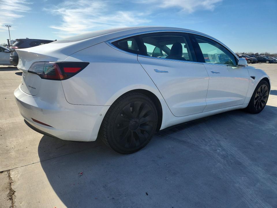 Продажа на аукционе авто 2018 Tesla Model 3, vin: 5YJ3E1EB8JF182533, номер лота: 78419605