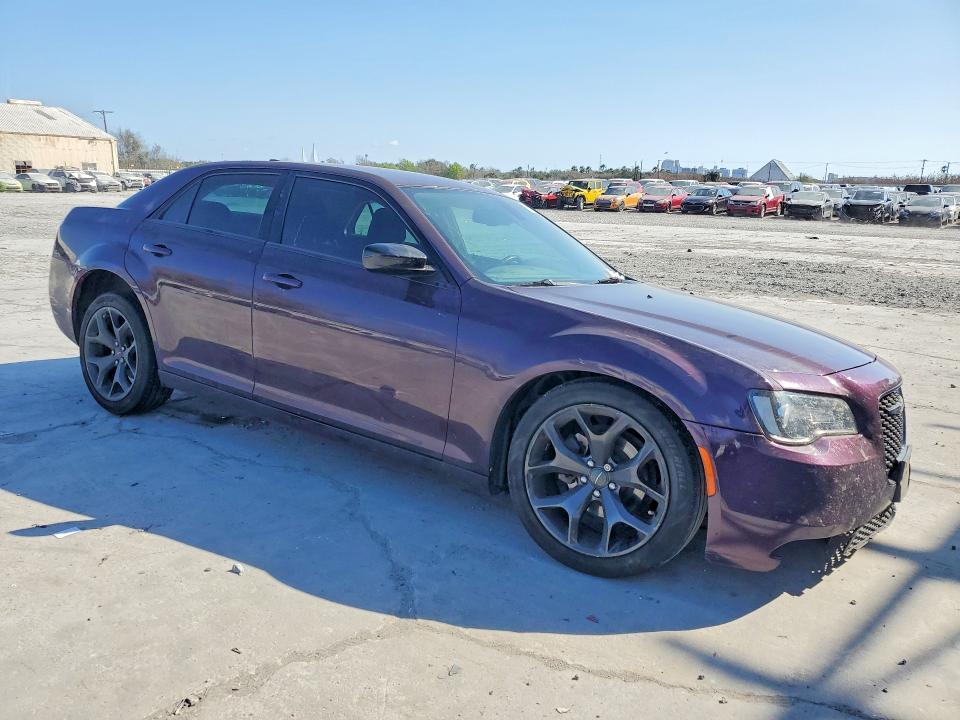 78048255 :رقم المزاد ، 2C3CCAAG4LH229985 vin ، 2020 Chrysler 300 مزاد بيع