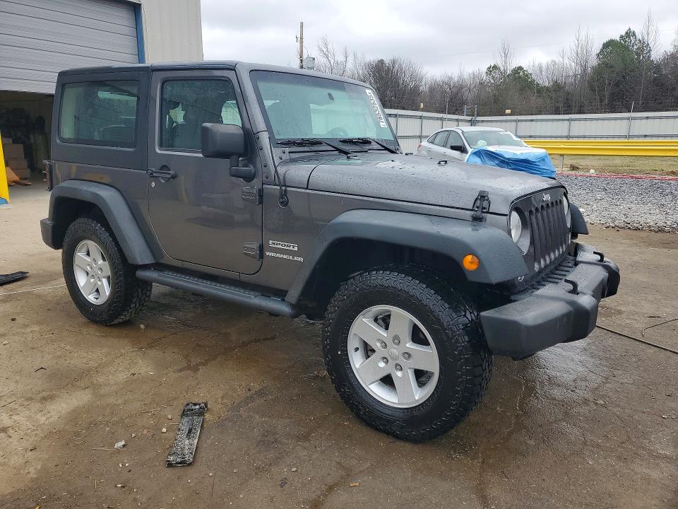 76532535 :رقم المزاد ، 1C4AJWAG8HL560424 vin ، 2017 Jeep Wrangler مزاد بيع