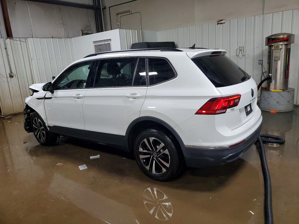 75971505 :رقم المزاد ، 3VVRB7AX5PM054120 vin ، 2023 Volkswagen Tiguan مزاد بيع