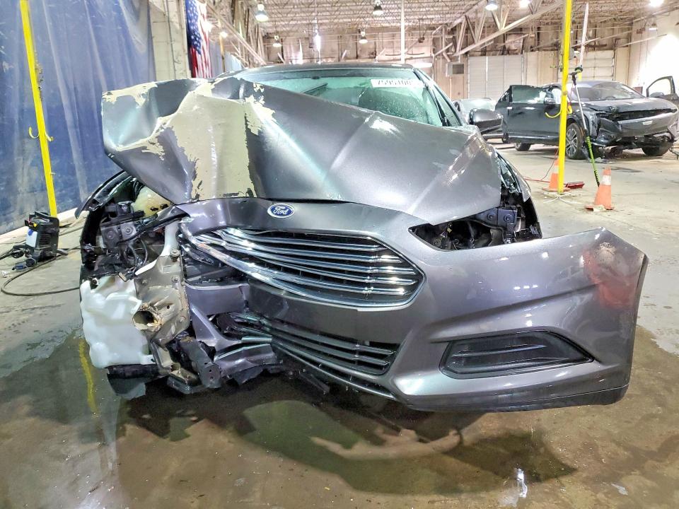 Продажа на аукционе авто 2016 Ford Fusion, vin: 3FA6P0G77GR398008, номер лота: 75951005